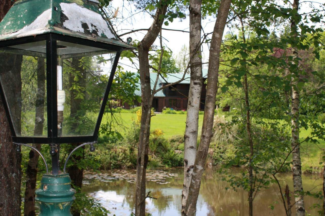 Spruce Lake Sauviat-sur-Vige ภายนอก รูปภาพ
