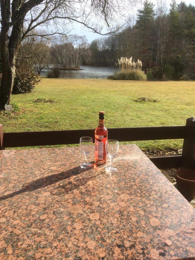 Spruce Lake Sauviat-sur-Vige ภายนอก รูปภาพ
